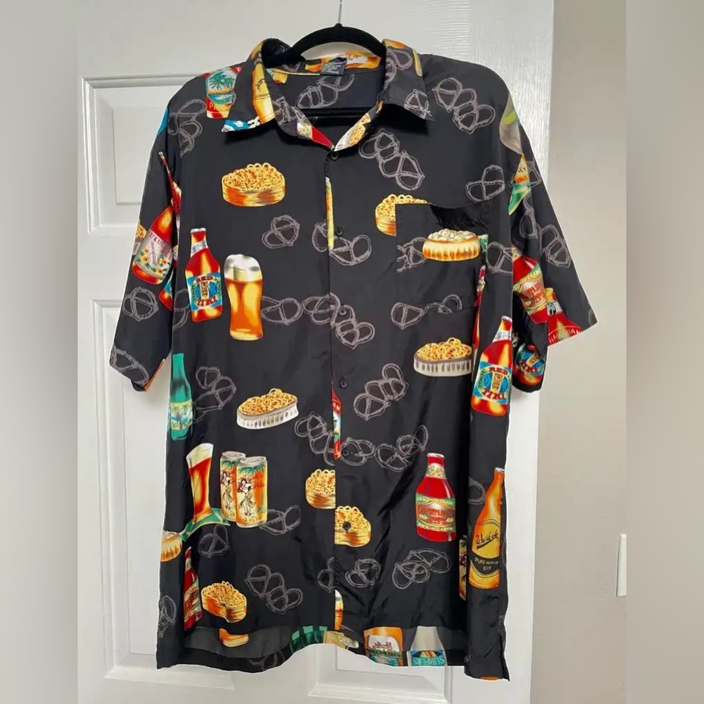 Unique Men’s Pretzel & Beer Button Down Shirt, Size XXL